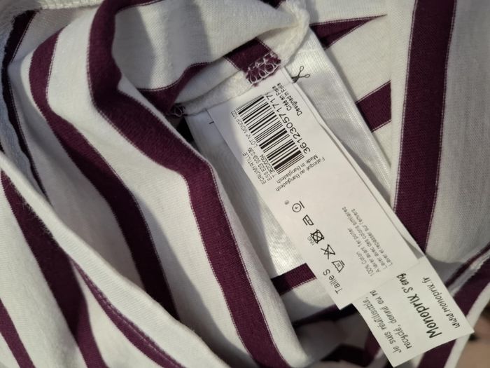 Belle marinière femme Monoprix S coton bio écru/myrtille brodée Love etc très bon état - photo numéro 7