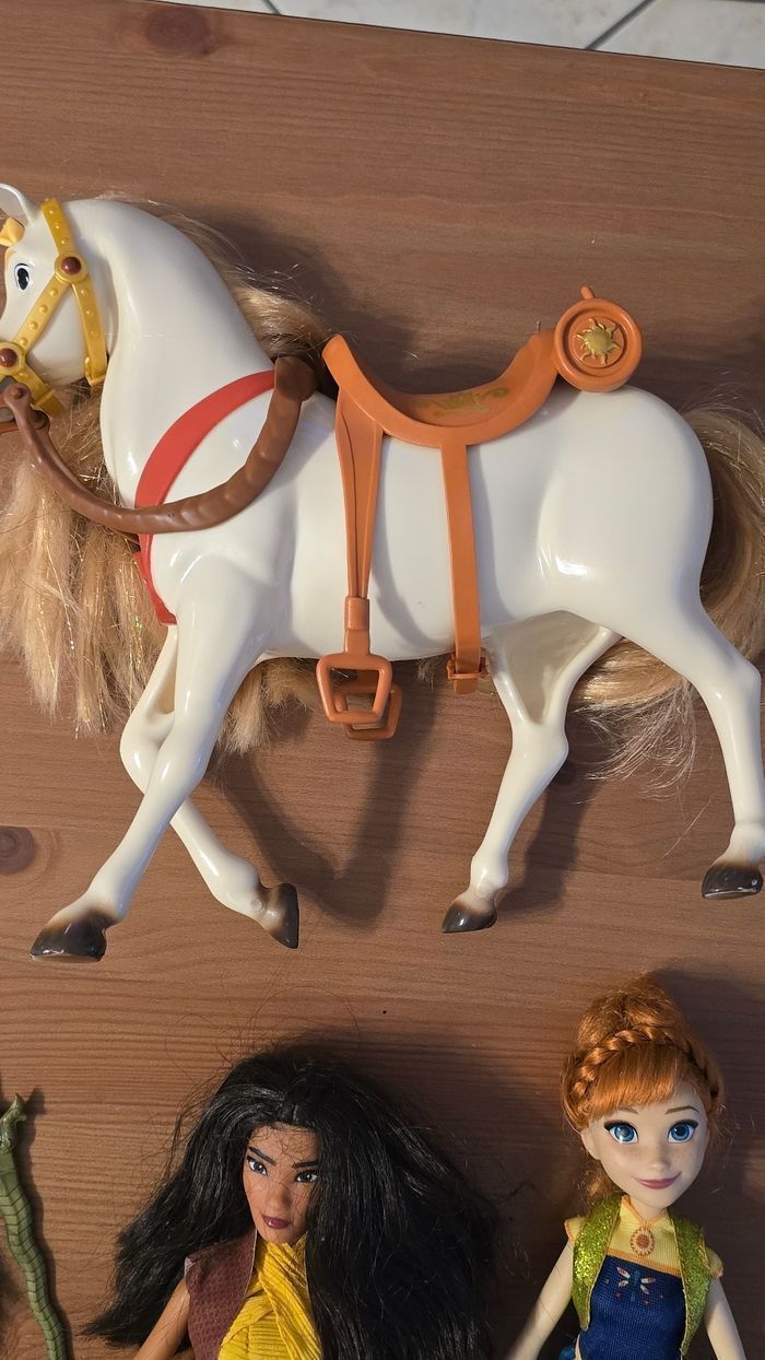 😍🥰🩷🩷🎉🎉 superbe lot princesses et cheval disney 🥰😍🩷🩷 - photo numéro 6