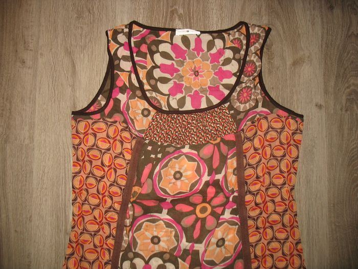 ROBE SM MARRON ET ORANGE A MOTIFS "CACHE CACHE" - TAILLE 42 - n°18 - photo numéro 3