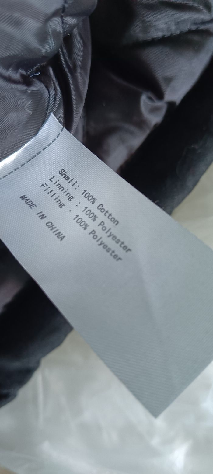 Parka noir avec capuche fourrure - photo numéro 10