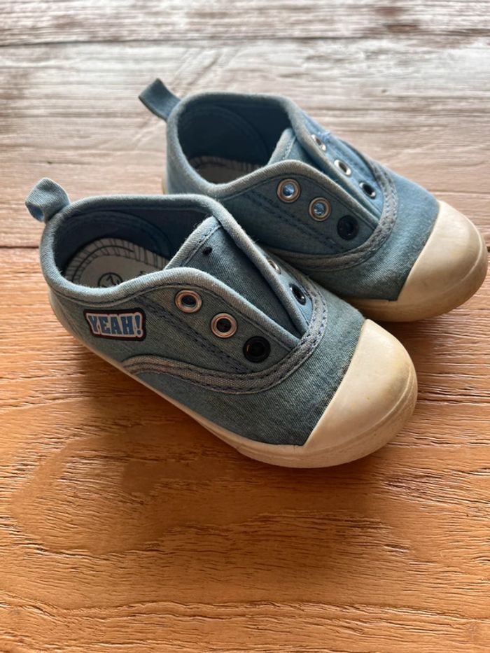 Chaussure Vertbaudet taille 21