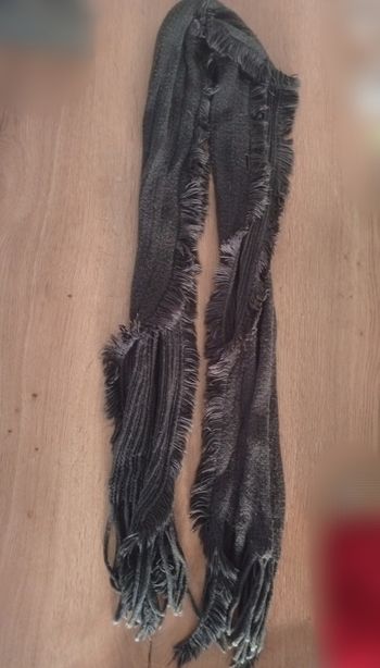 Écharpe longue gris