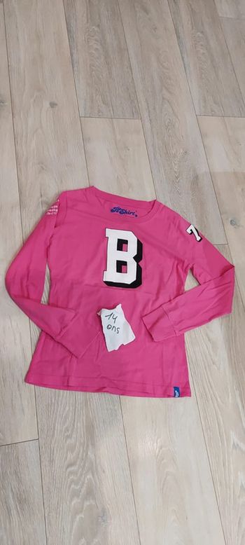T shirt de sport manches longues, rose taille 14 ans. Peu mis
