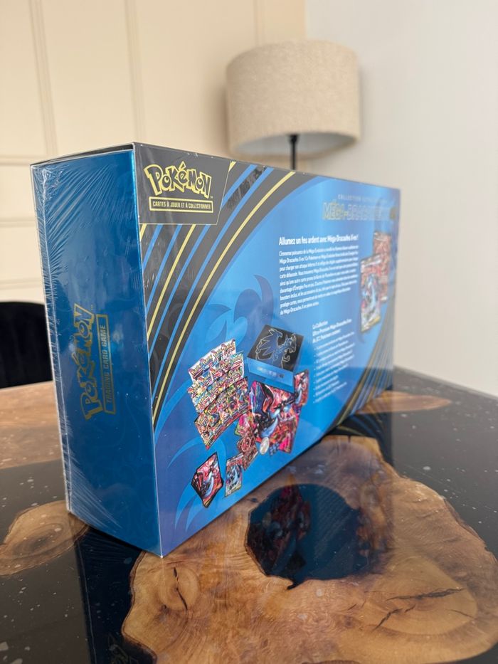 Upc coffret ultra premium dracaufeu x EX - photo numéro 2