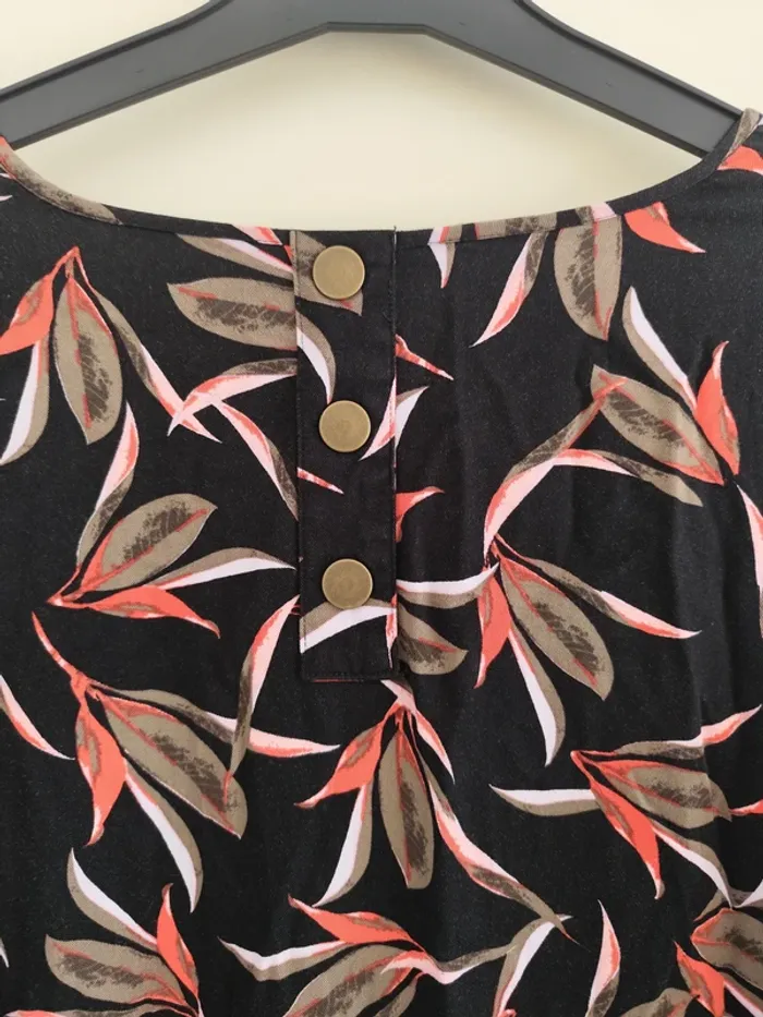Lot de 2 robes d'été manches longues Sandwich 40 comme neuves - photo numéro 6