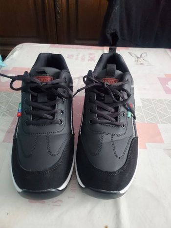 Baskets neuves