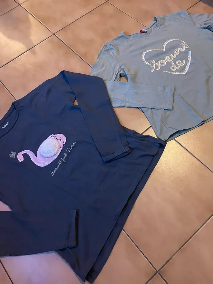 Lot 2 t shirts fille 12 ans - photo numéro 3