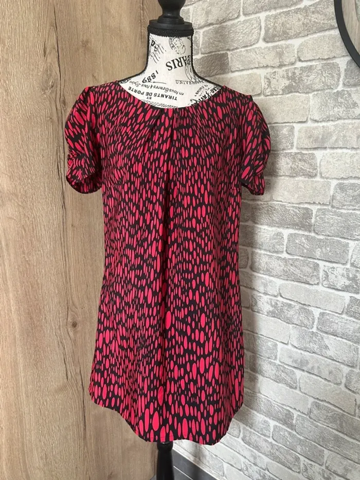 Robe rétro moderne et graphique taille 42
