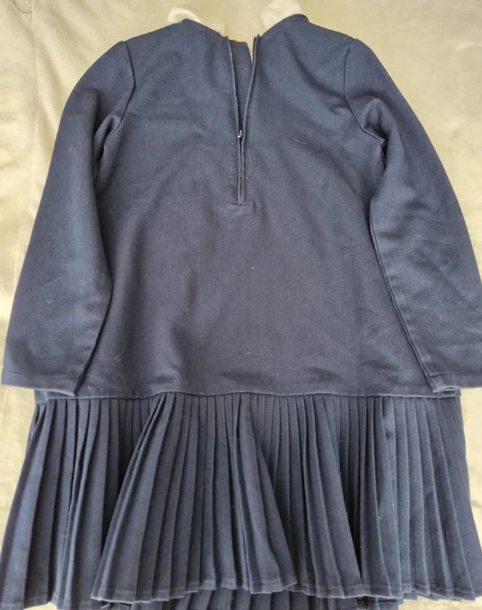 2 belles robes 8 ans - photo numéro 3
