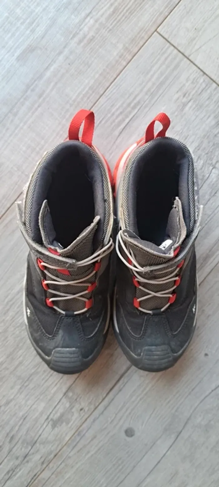 Chaussures randonnée 32 - photo numéro 2
