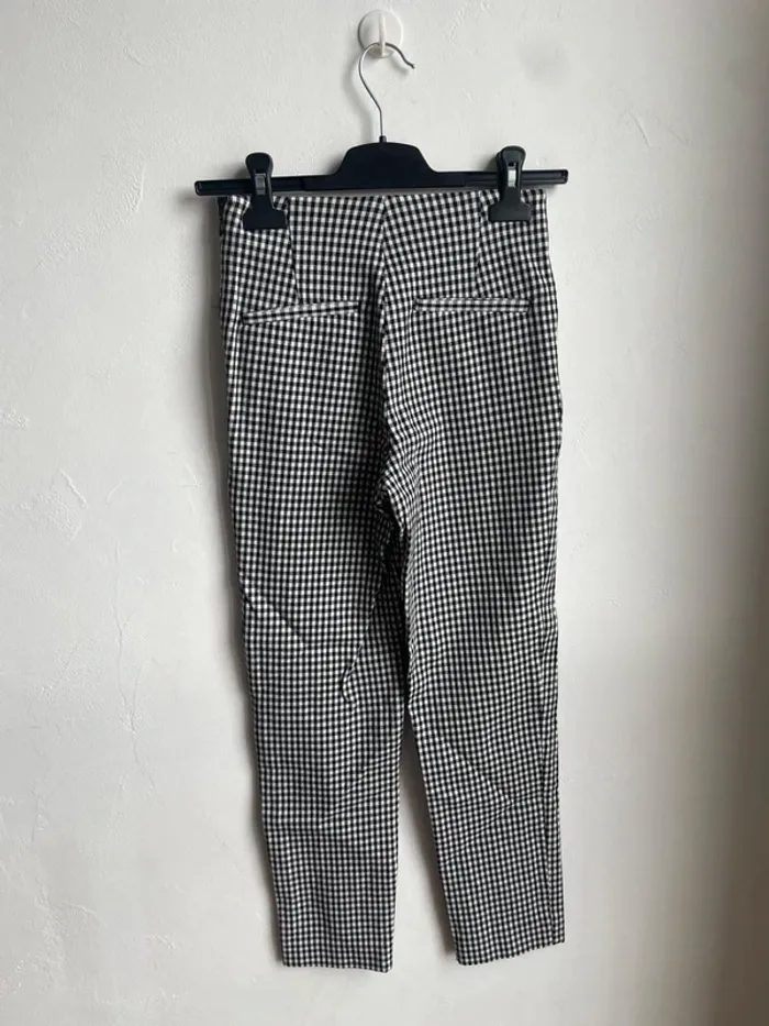 Pantalon vichy moulant noir et blanc - photo numéro 3