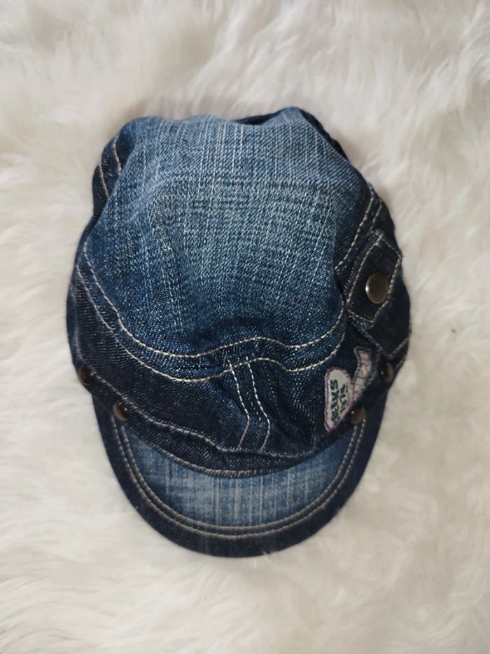 Casquette en jeans bébé
