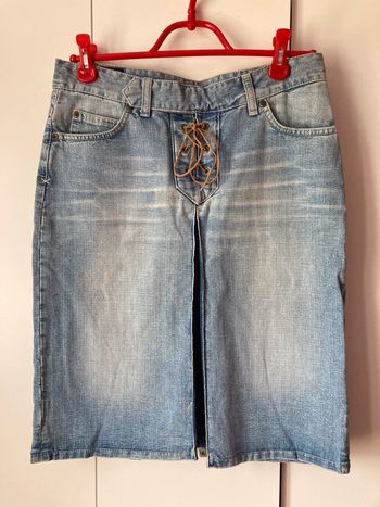 Jolie jupe en jeans taille 38