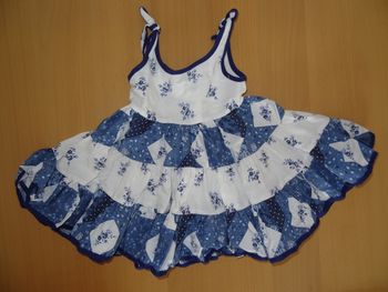 Robe "les filles de Provence " T 6 mois