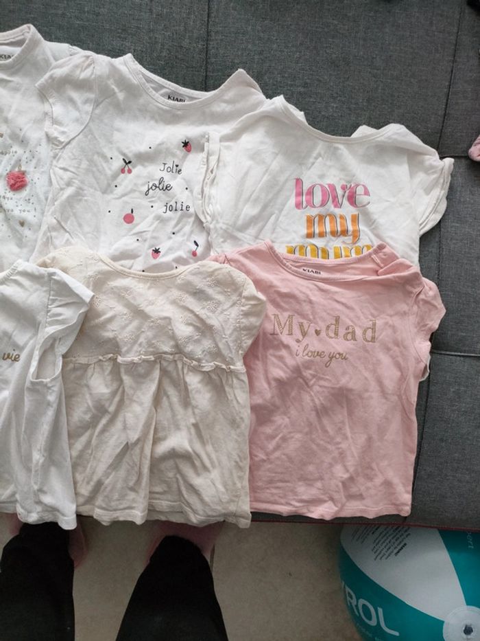 Lot tee-shirts 18 mois - photo numéro 2