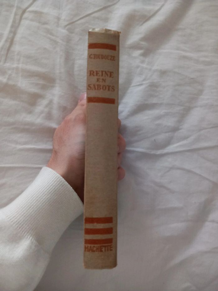 Reine en sabots - photo numéro 3