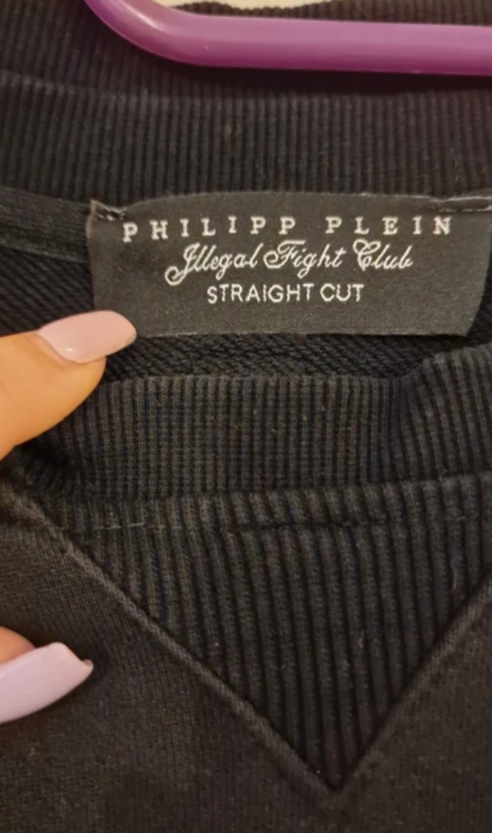 Sweat noir avec lettrage métallique – Très bon état – Taille M - photo numéro 8