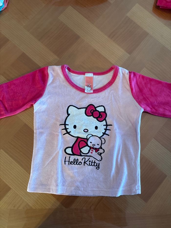 Ensemble pyjama + haut de pyjama  Hello Kitty - photo numéro 2