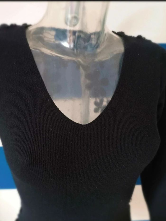 Jolie robe pull noire taille 36/38 - photo numéro 2