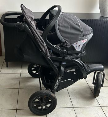 Poussette chicco Trio Activ3
