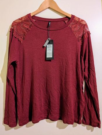 Pull dentelle rouge bordeau Only taille L neuf