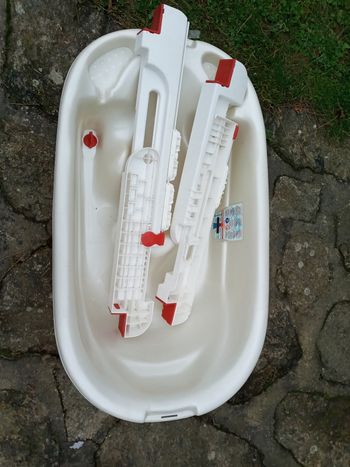 Baignoire enfant tres bon état