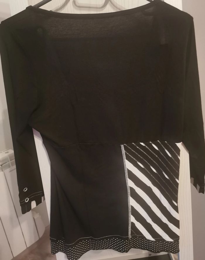 t-shirt taille M - photo numéro 7