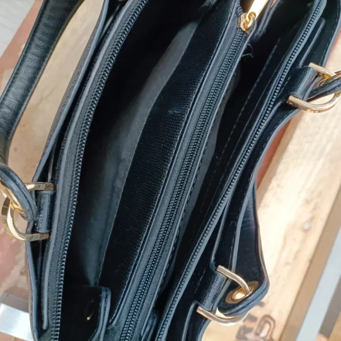 Sac noir Gallantry Paris porté main/fépaule zippé à anses rigides S039 - photo numéro 17