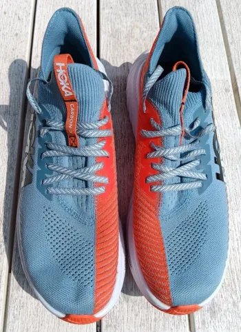 Hoka Carbon X