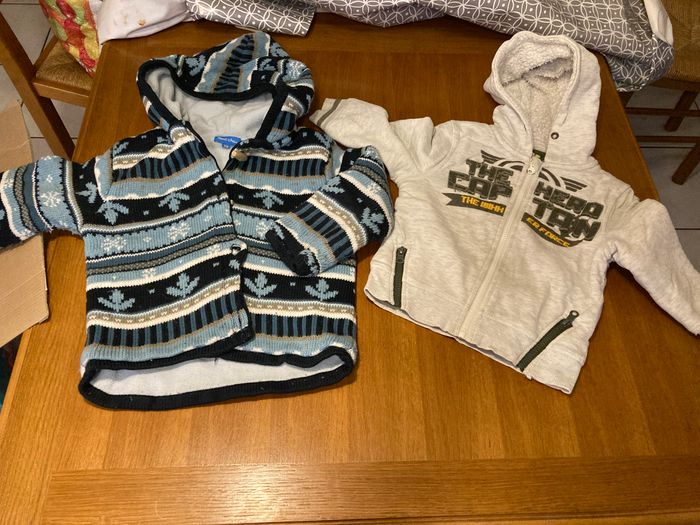Gros lot vêtement enfant 3 ans 31pcs 30le lot - photo numéro 7