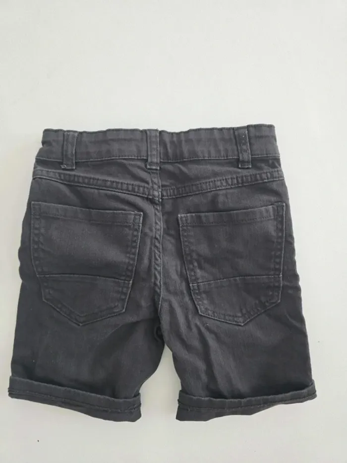 Short en jean gris - photo numéro 3