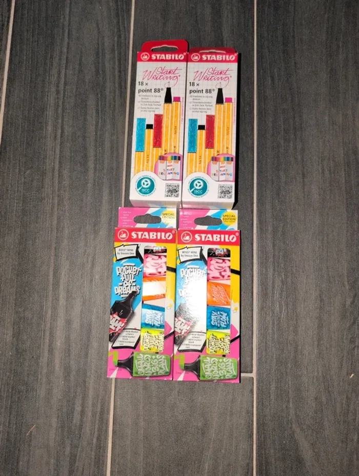 Gros lot de 4 paquets neuf de surligneurs et stylos feutre stabilo boss