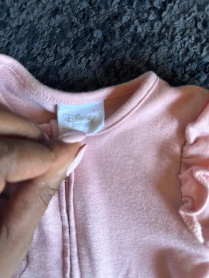 Grenouillère bébé Disney original 0/1 mois - photo numéro 4