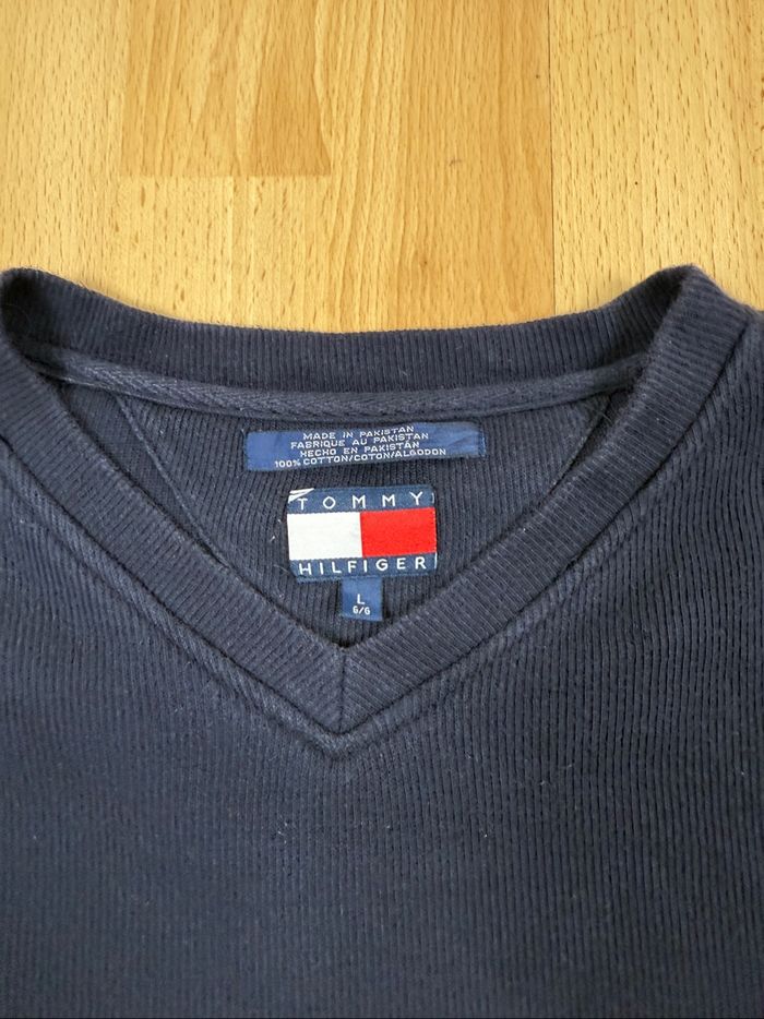 Pull Tommy Hilfiger bleu marine / bande grise – Taille L - photo numéro 6