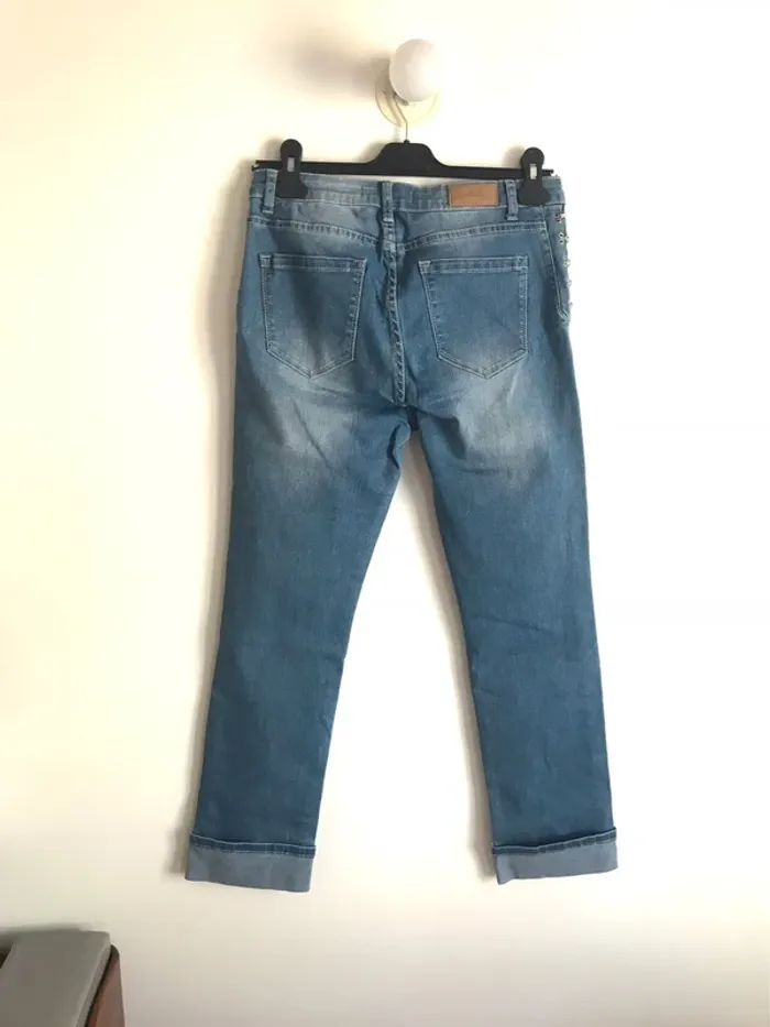Jean slim Toxik3 taille 40 avec jolis détails sur le côté - photo numéro 5