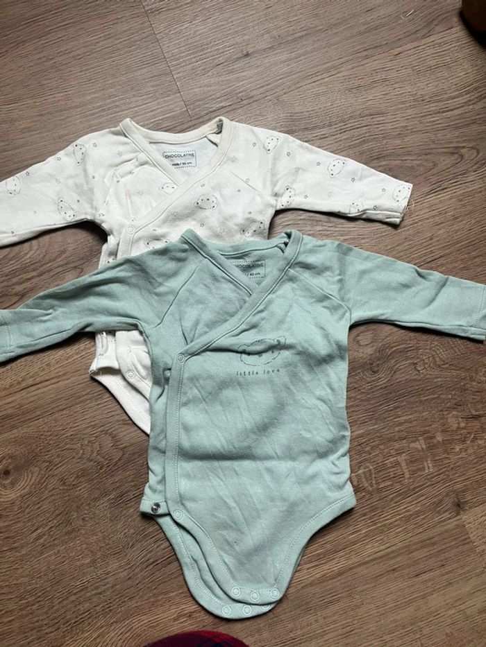 Lot 2 bodys 3 mois
