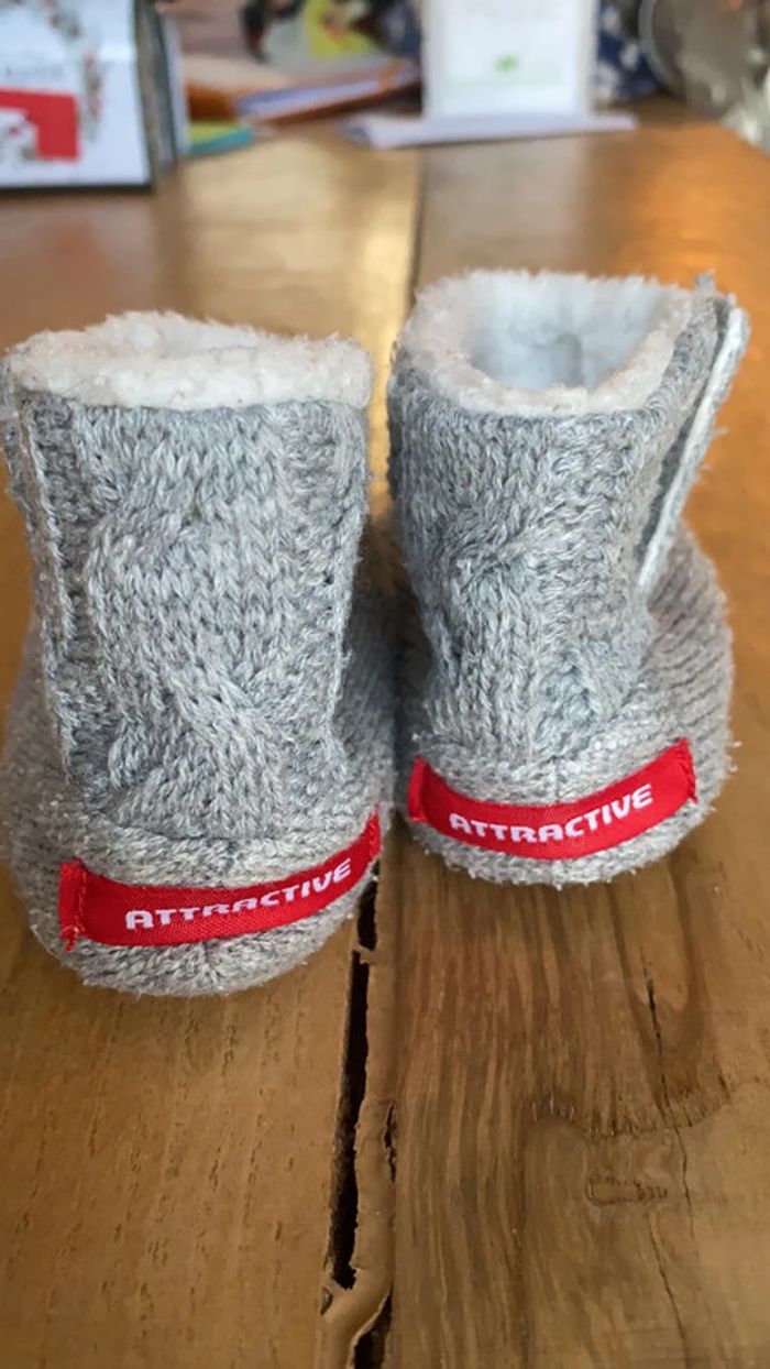 Boots tricot gros cœurs roses - photo numéro 2