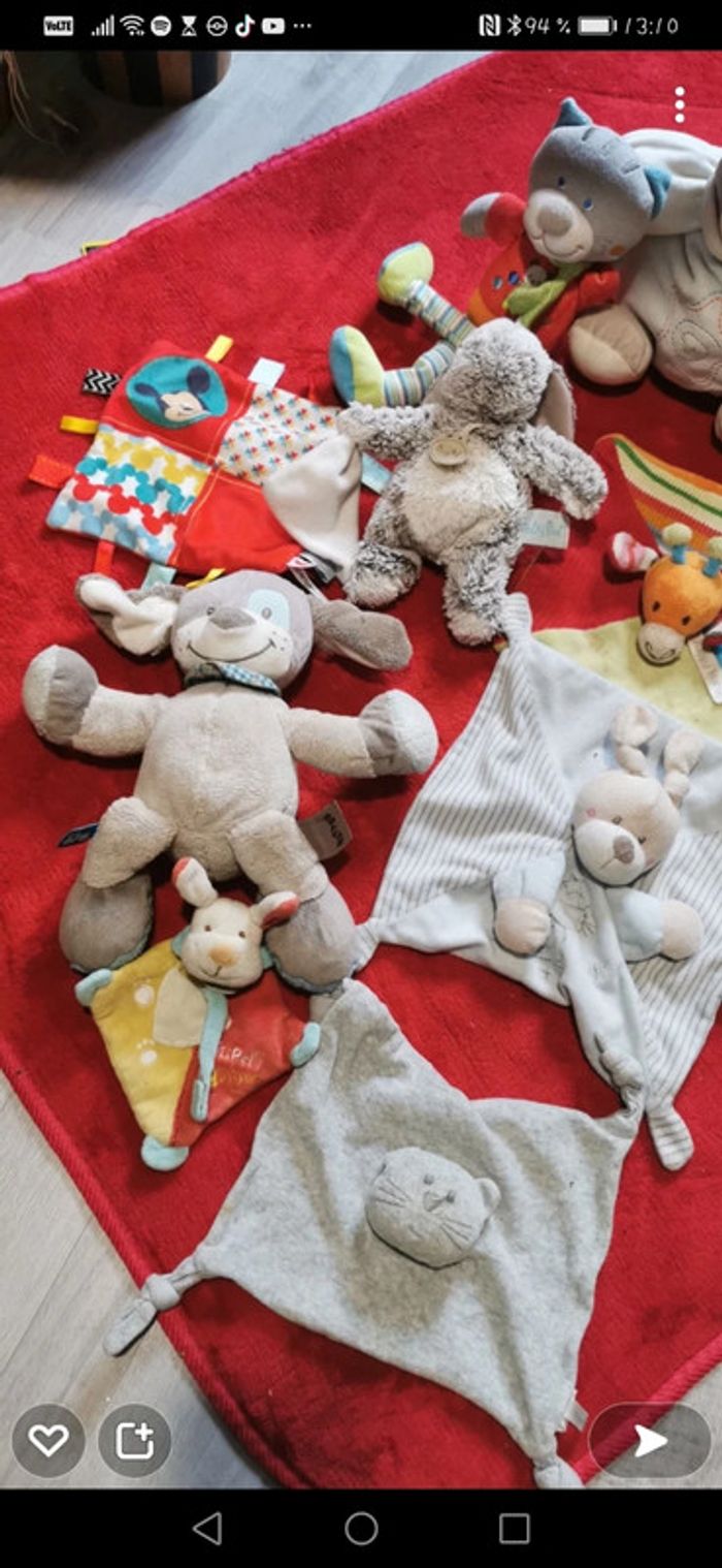 Doudou en lot ou à l'unité Winnie mickey - photo numéro 3