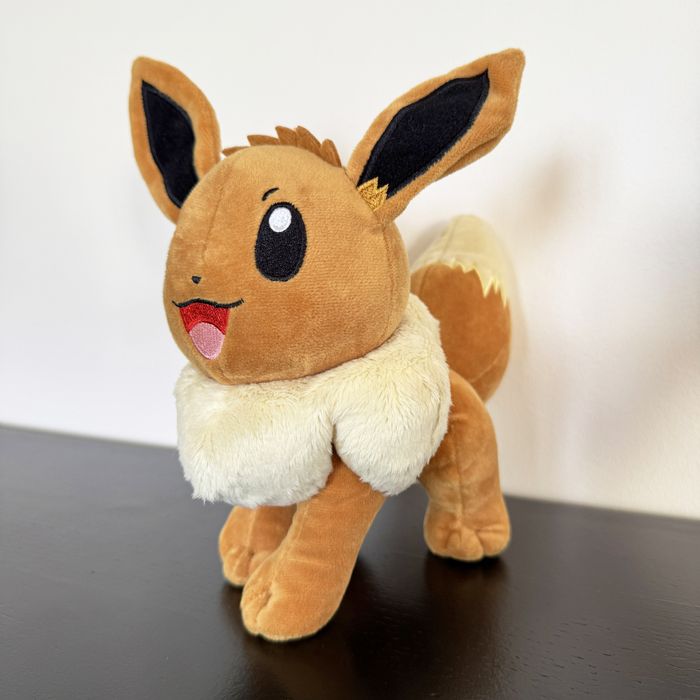Evoli Peluche Pokémon Eevee 20cm Jazwares - photo numéro 2