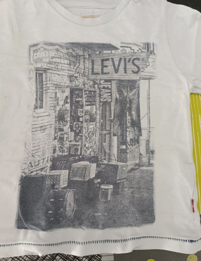 T-shirt Levi's 3 ans/36 mois - photo numéro 2