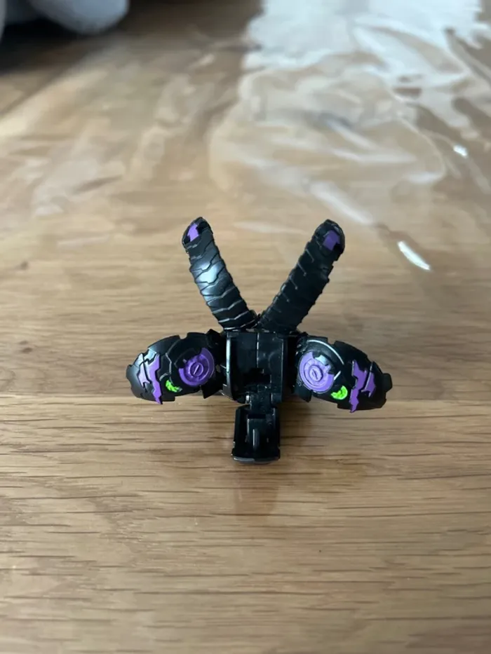 Bakugan Battle Brawlers Burst U004 Nillious noir - photo numéro 3