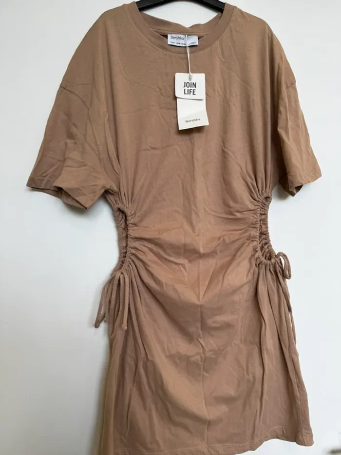 Robe Bershka - photo numéro 2