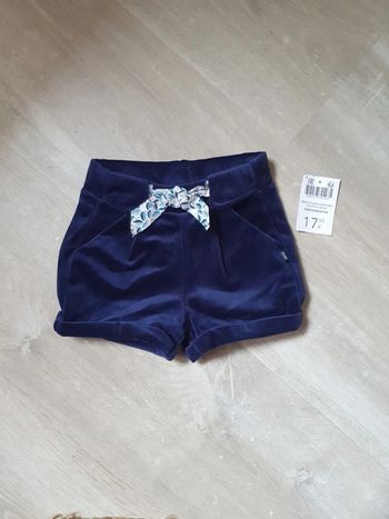 Short doux en velour avec noeud