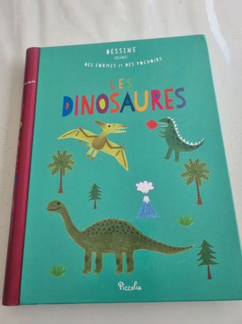 Livre dinosaures.