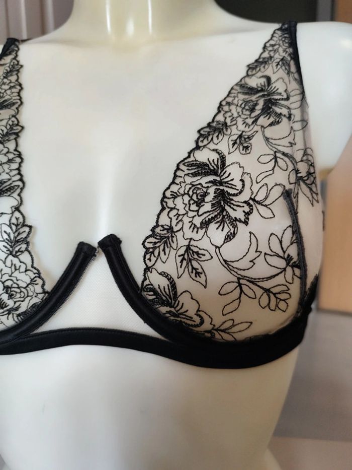 Soutien gorge transparent noir - 85B - photo numéro 3