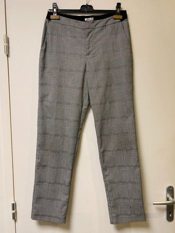 Joli pantalon gris Prince de Galle taille élastique Gémo taille 36