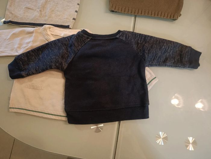 Lot de 4 pulls / sweats - photo numéro 5