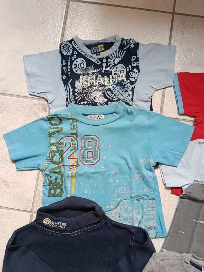 Lot hauts 3 et 4 Ans - photo numéro 2