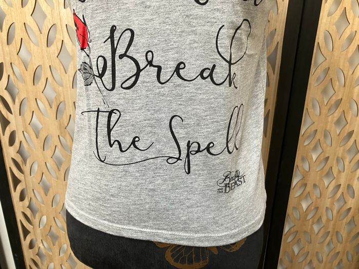 T shirt belle et la bête taille 36 - photo numéro 2