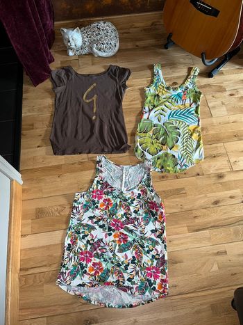 Lot 3 t-shirt colorés très bon état s/m